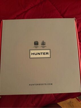 Hunter Kids Rain & Snow Boots Box - Black Logo size 2.5 -3 Y